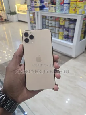 Apple iPhone 11 Pro Max 64 GB Gold