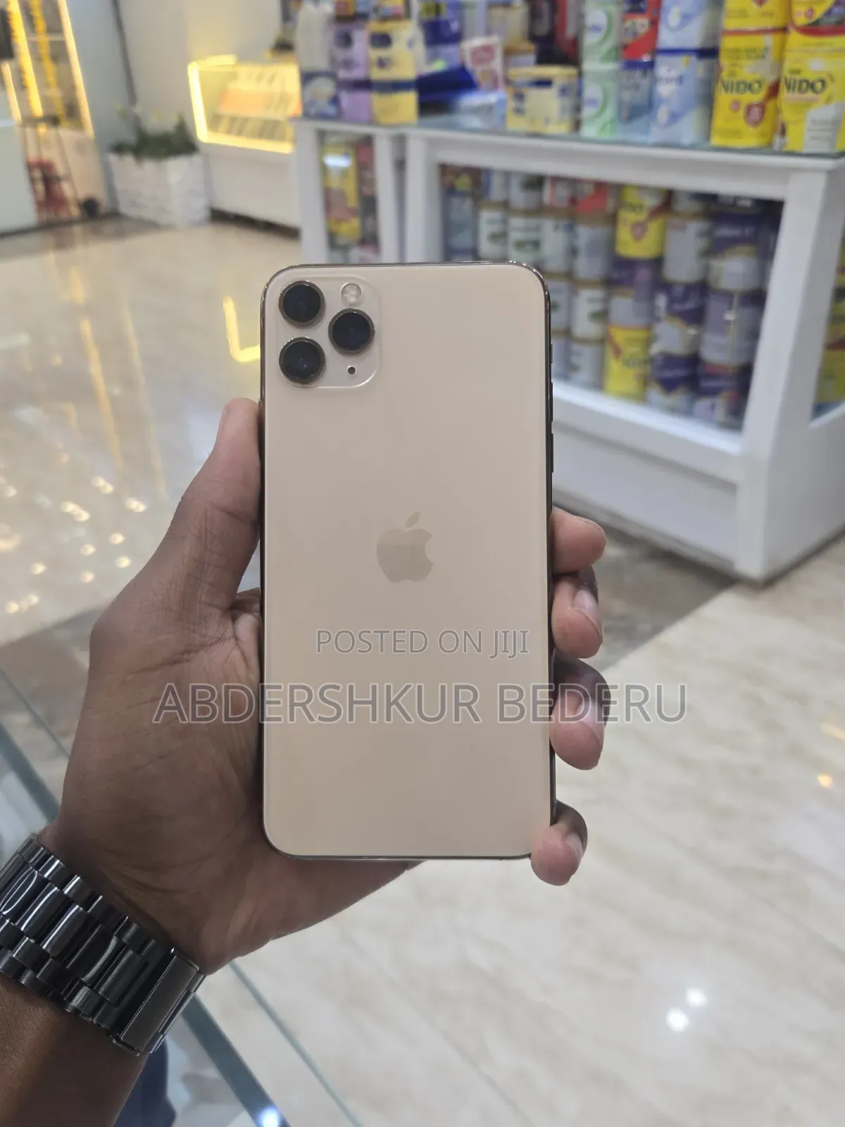 Apple iPhone 11 Pro Max 64 GB Gold