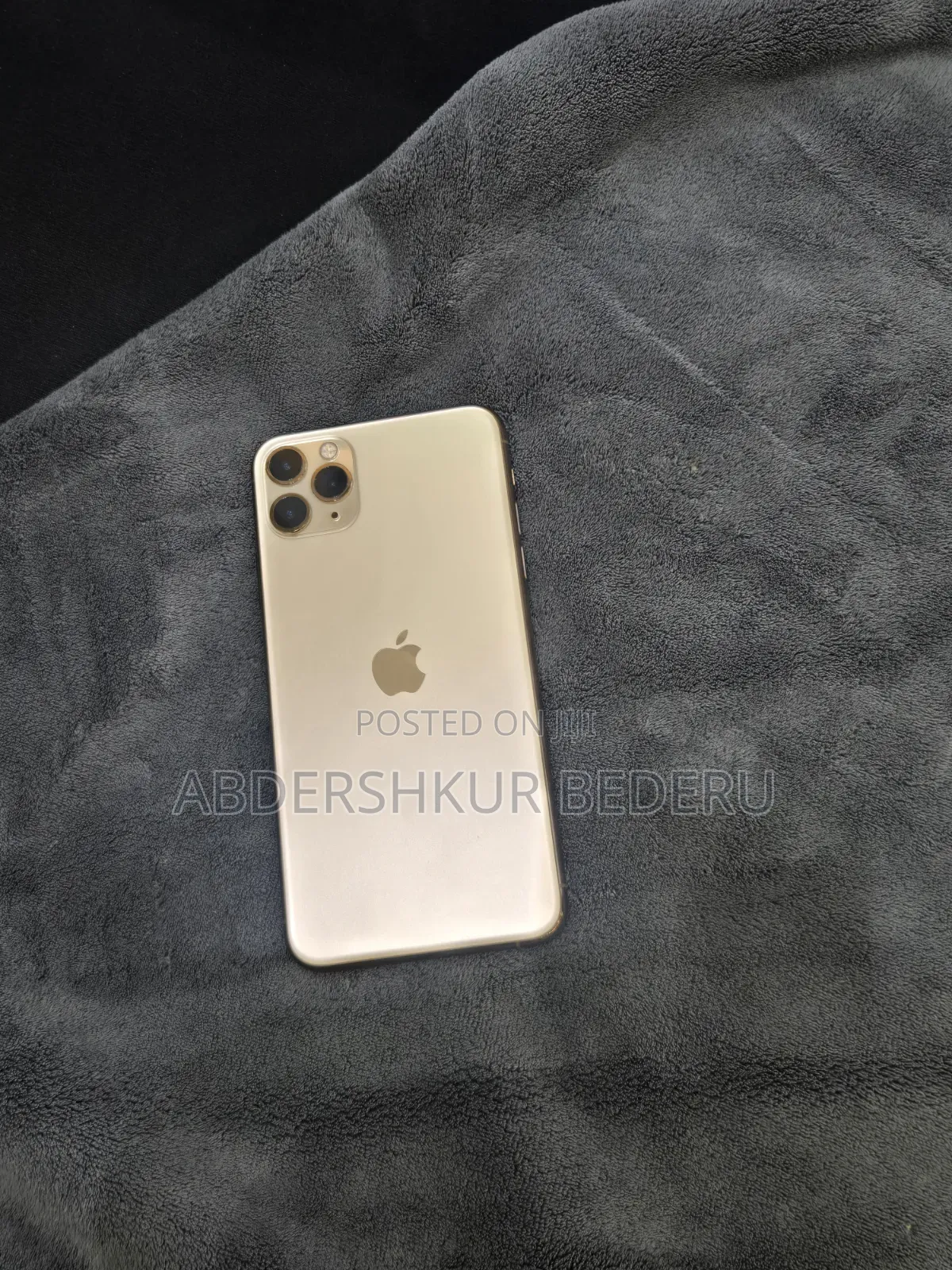 Apple iPhone 11 Pro Max 64 GB Gold
