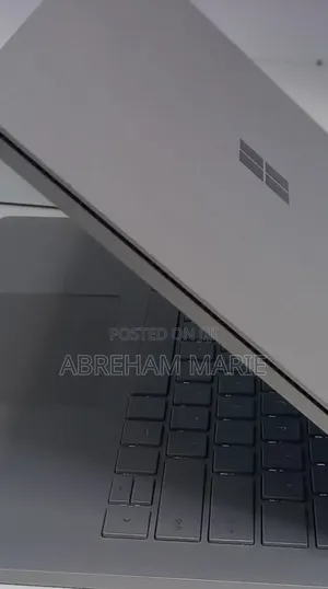New Laptop Microsoft Surface 2 16GB Intel Core i7 SSD 512GB