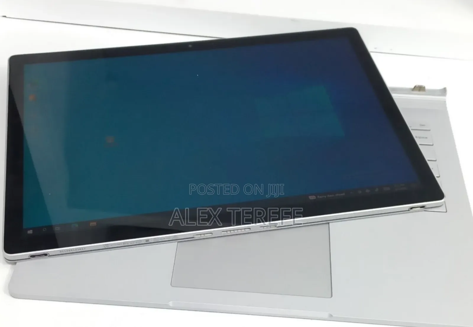 New Laptop Microsoft Surface Book 2 16GB Intel Core i7 SSD 512GB