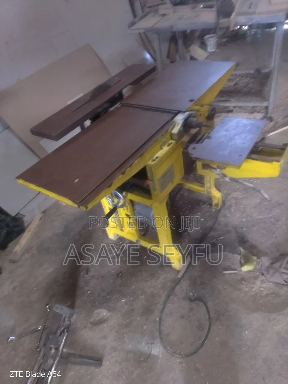 ሁሉ ነገር የተሟላ ቻይና ማሽን ባለ 30 ስፋት