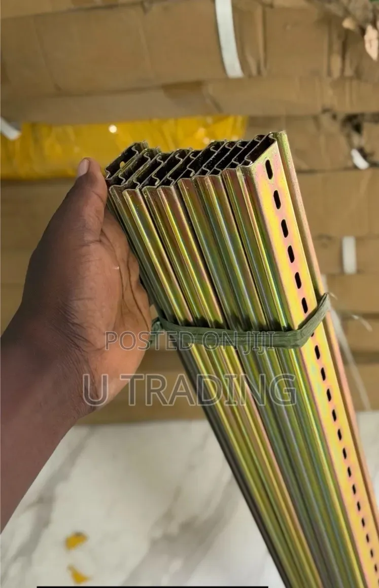 Breaker Rail