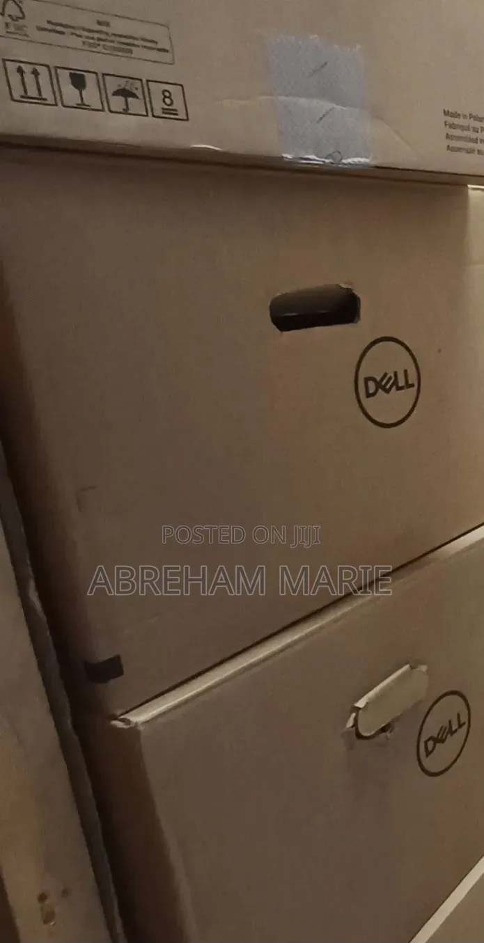 New Laptop Dell XPS 15 8GB Intel Core i5 SSD 512GB
