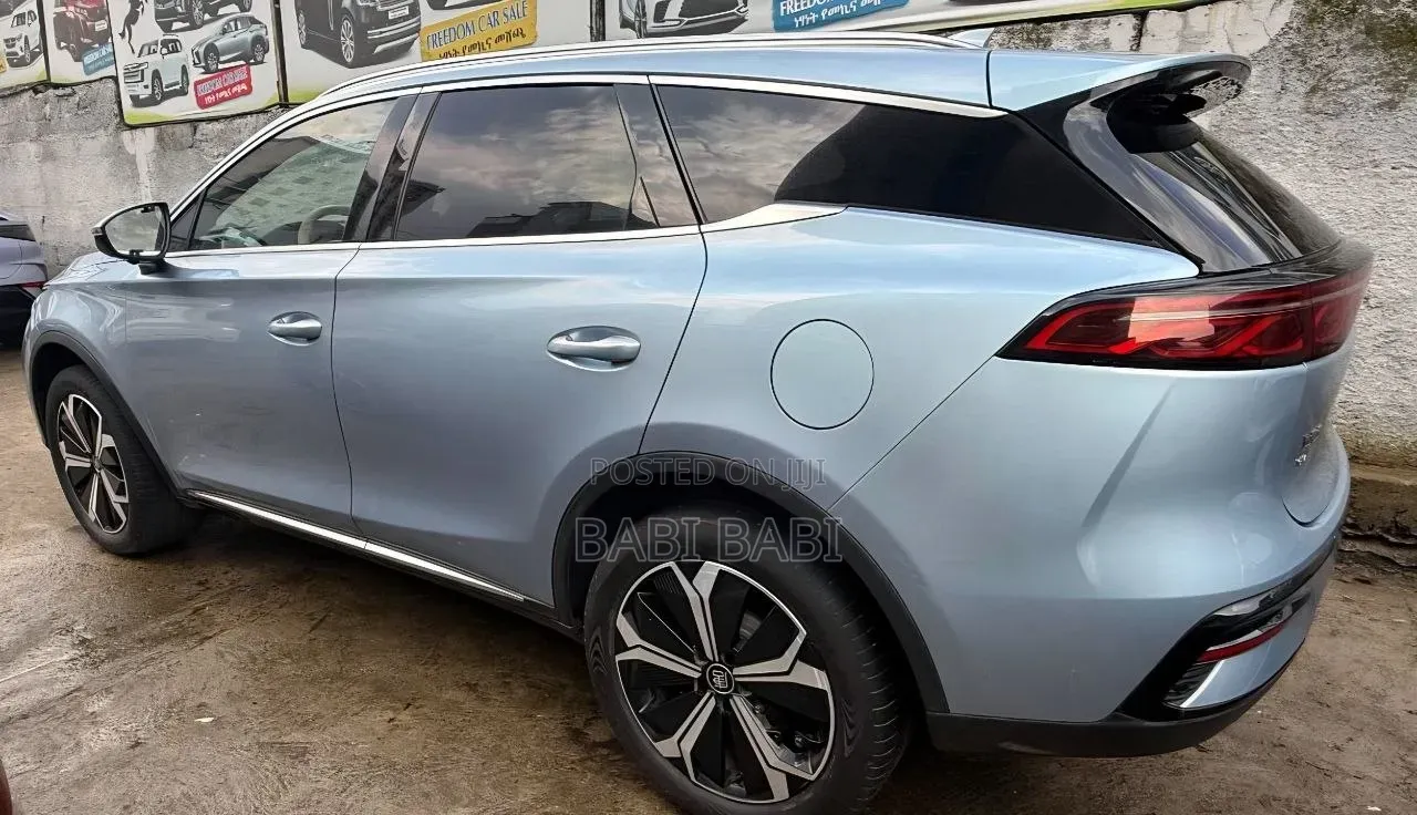 BYD Tang EV 2024 Blue