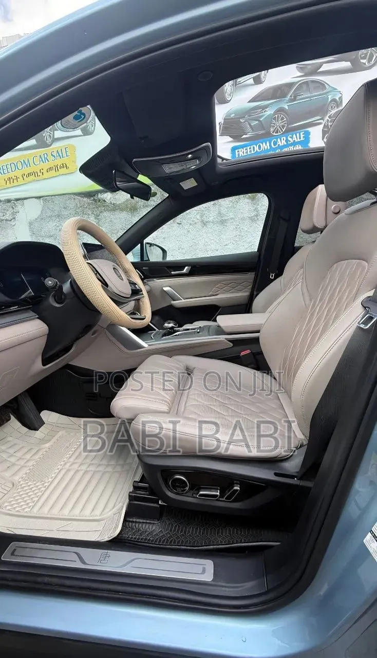 BYD Tang EV 2024 Blue