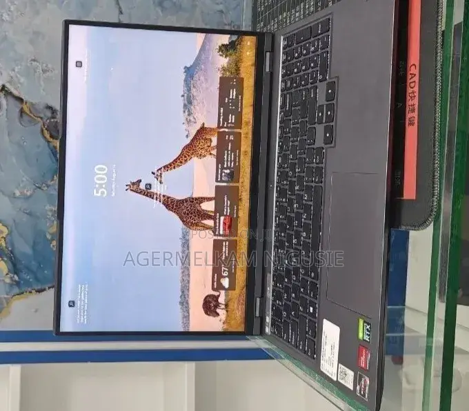 New Laptop Lenovo Legion 5 16GB AMD Ryzen 7 SSD 512GB
