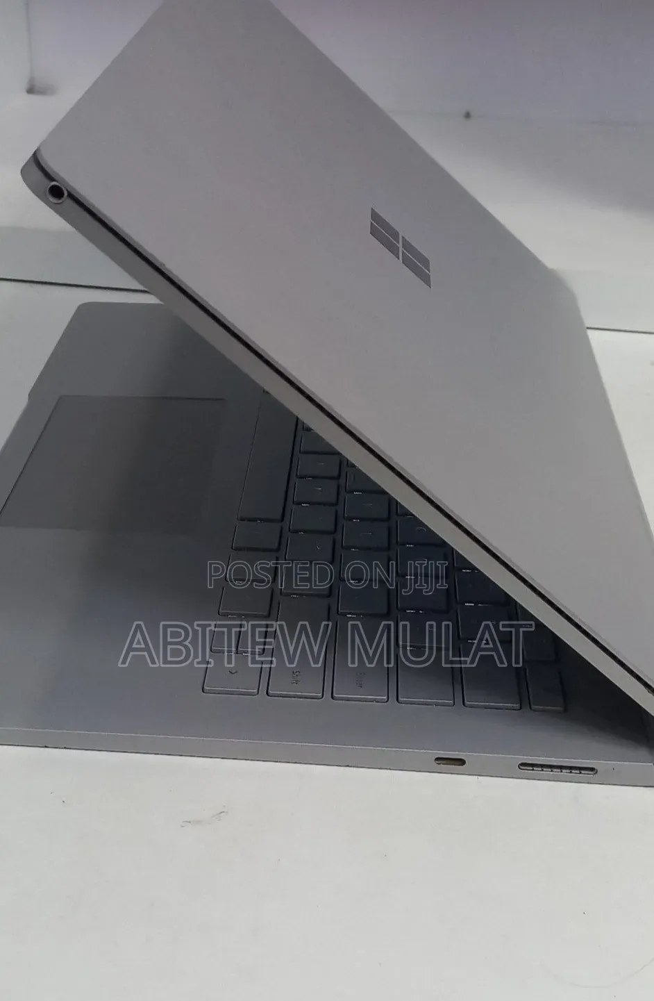 New Laptop Microsoft Surface Book 2 16GB Intel Core i7 SSD 512GB