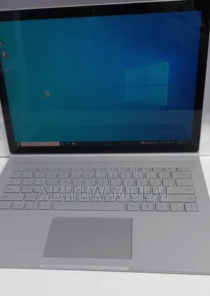 New Laptop Microsoft Surface Book 2 16GB Intel Core i7 SSD 512GB
