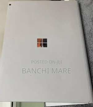 New Laptop Microsoft Surface Book 8GB Intel Core i5 SSD 128GB
