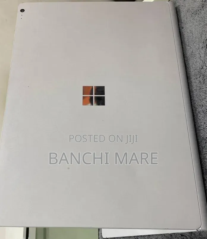 New Laptop Microsoft Surface Book 8GB Intel Core i5 SSD 128GB