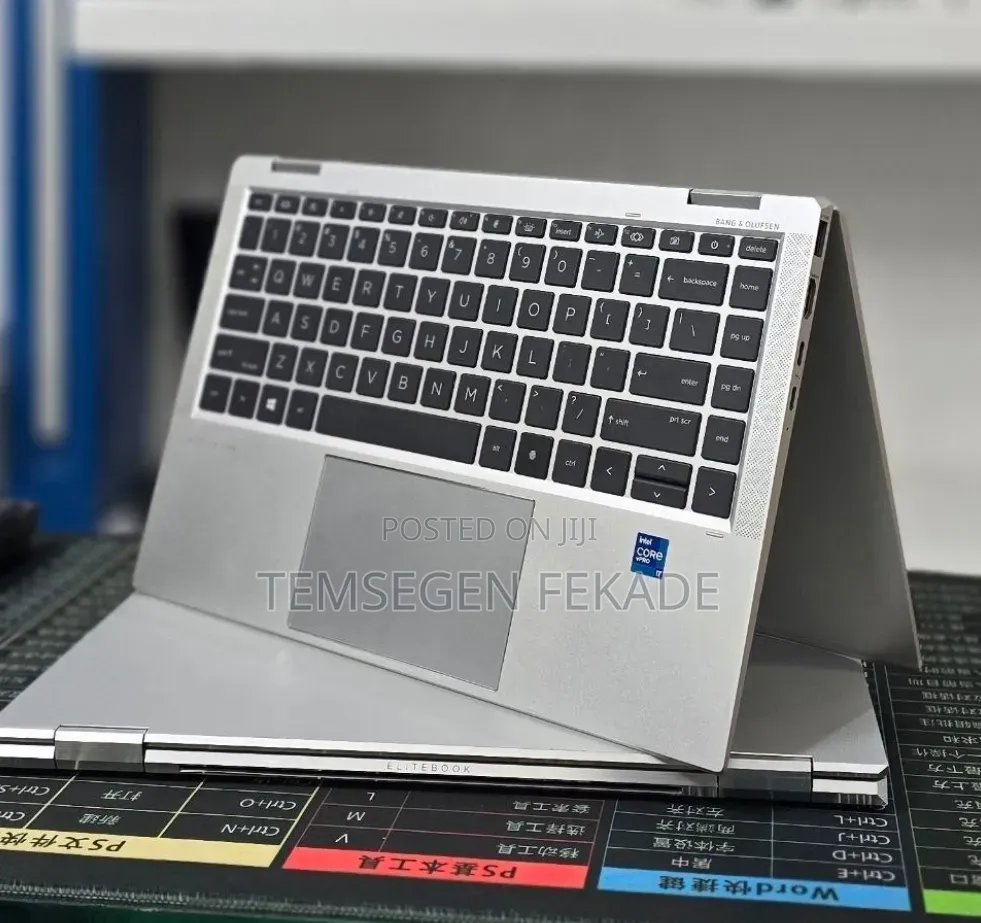 New Laptop HP EliteBook 1040 G8 16GB Intel Core i7 SSD 512GB
