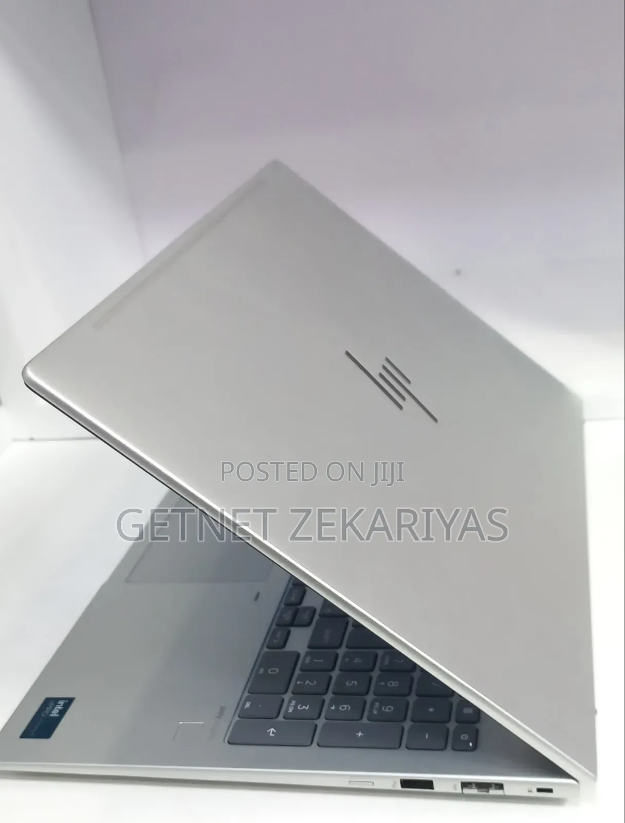 New Laptop HP EliteBook 660 G11 16GB Intel Core Ultra 7 SSD 512GB