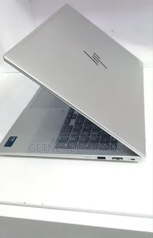 New Laptop HP EliteBook 660 G11 16GB Intel Core Ultra 7 SSD 512GB
