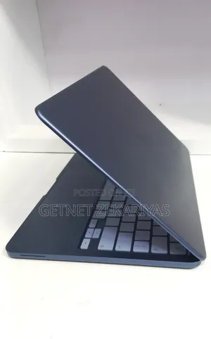 New Laptop Apple MacBook 2026 8GB SSD 256GB
