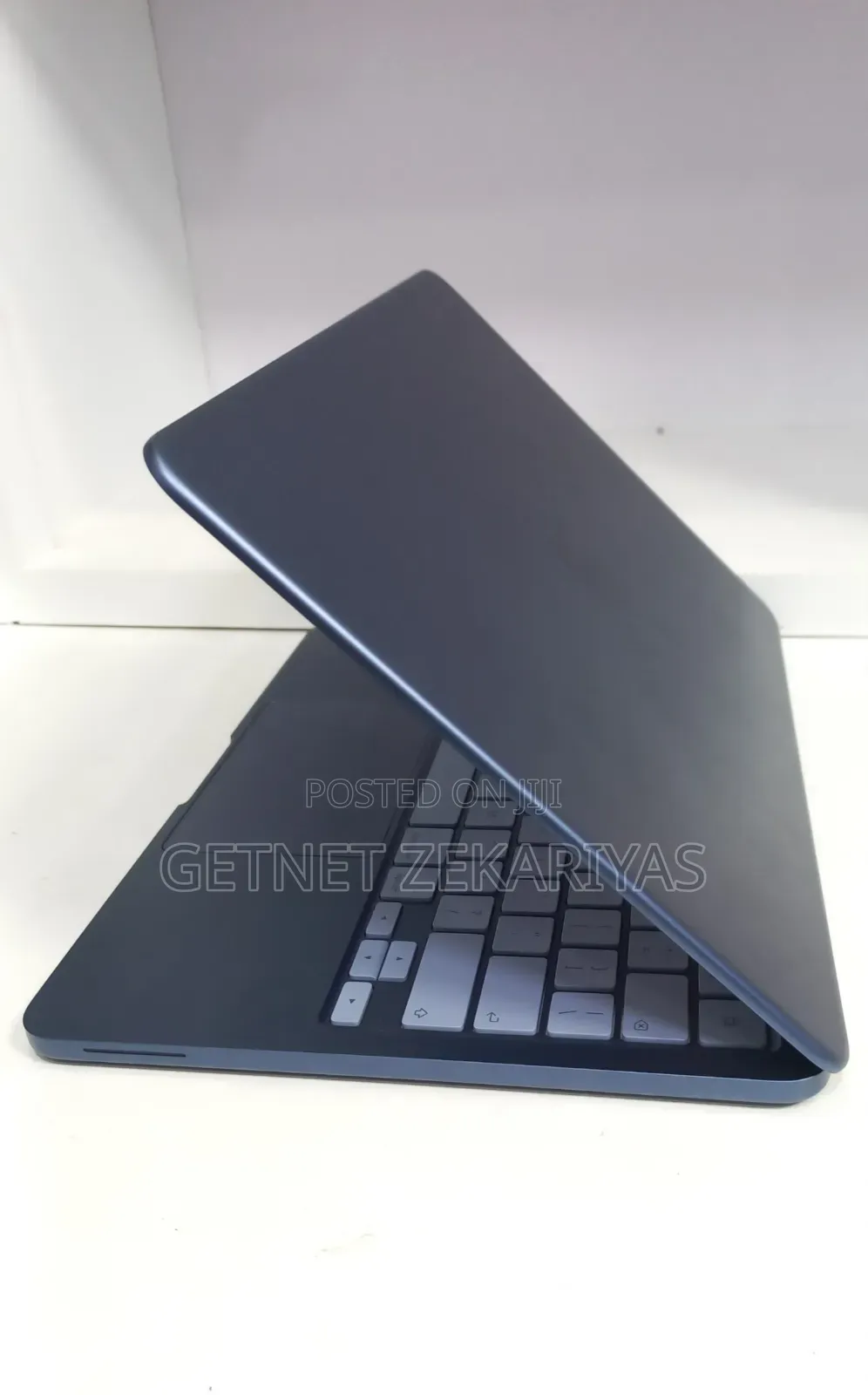 New Laptop Apple MacBook 2026 8GB SSD 256GB