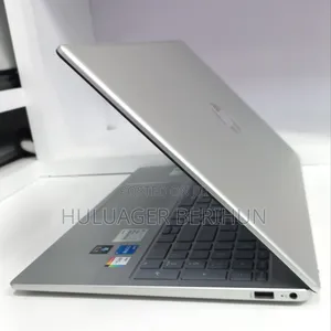 New Laptop HP Stream Notebook 16GB Intel Core i5 SSD 512GB