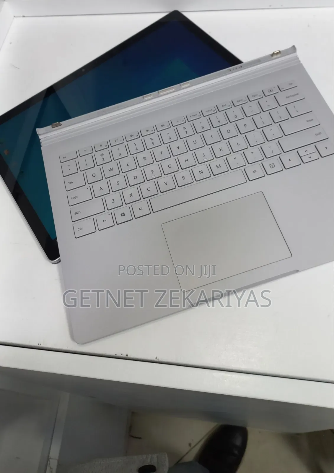 New Laptop Microsoft Surface Book 2 16GB Intel Core i7 SSD 512GB