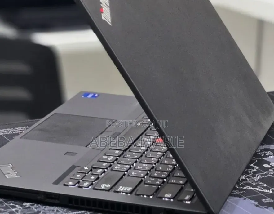 New Laptop Lenovo ThinkPad T14 16GB Intel Core i7 SSD 512GB