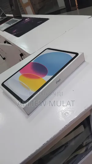 New Apple iPad (2025) 128 GB Blue
