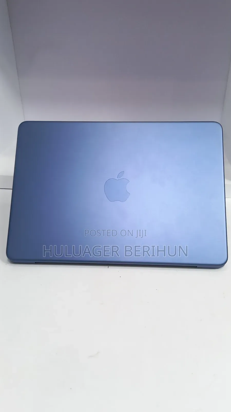 New Laptop Apple MacBook 2026 8GB Intel Core i5 SSD 256GB