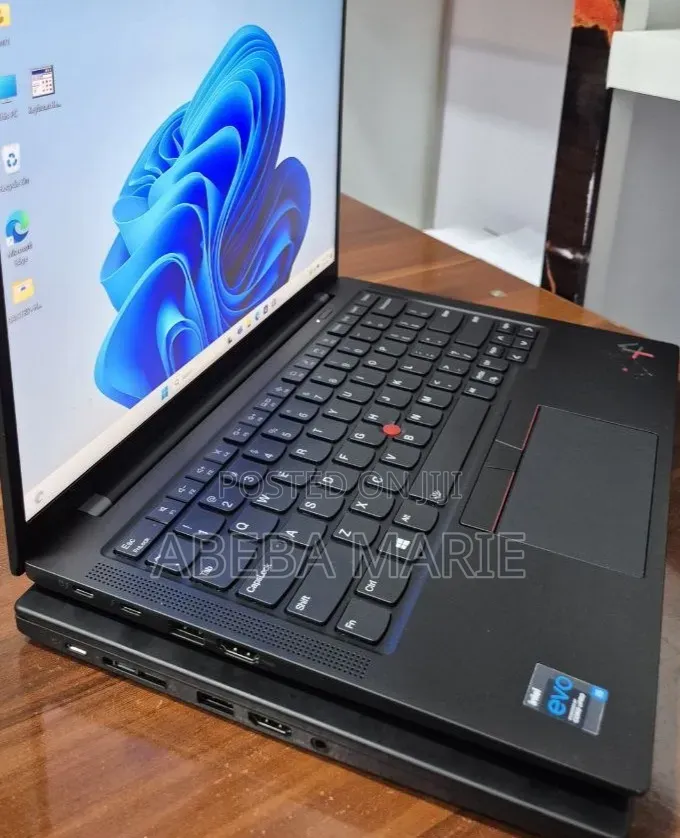 New Laptop Lenovo ThinkPad X1 Carbon 16GB Intel Core i5 SSD 512GB