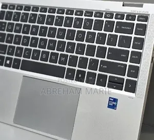 New Laptop HP EliteBook 1040 G8 16GB Intel Core i7 SSD 512GB