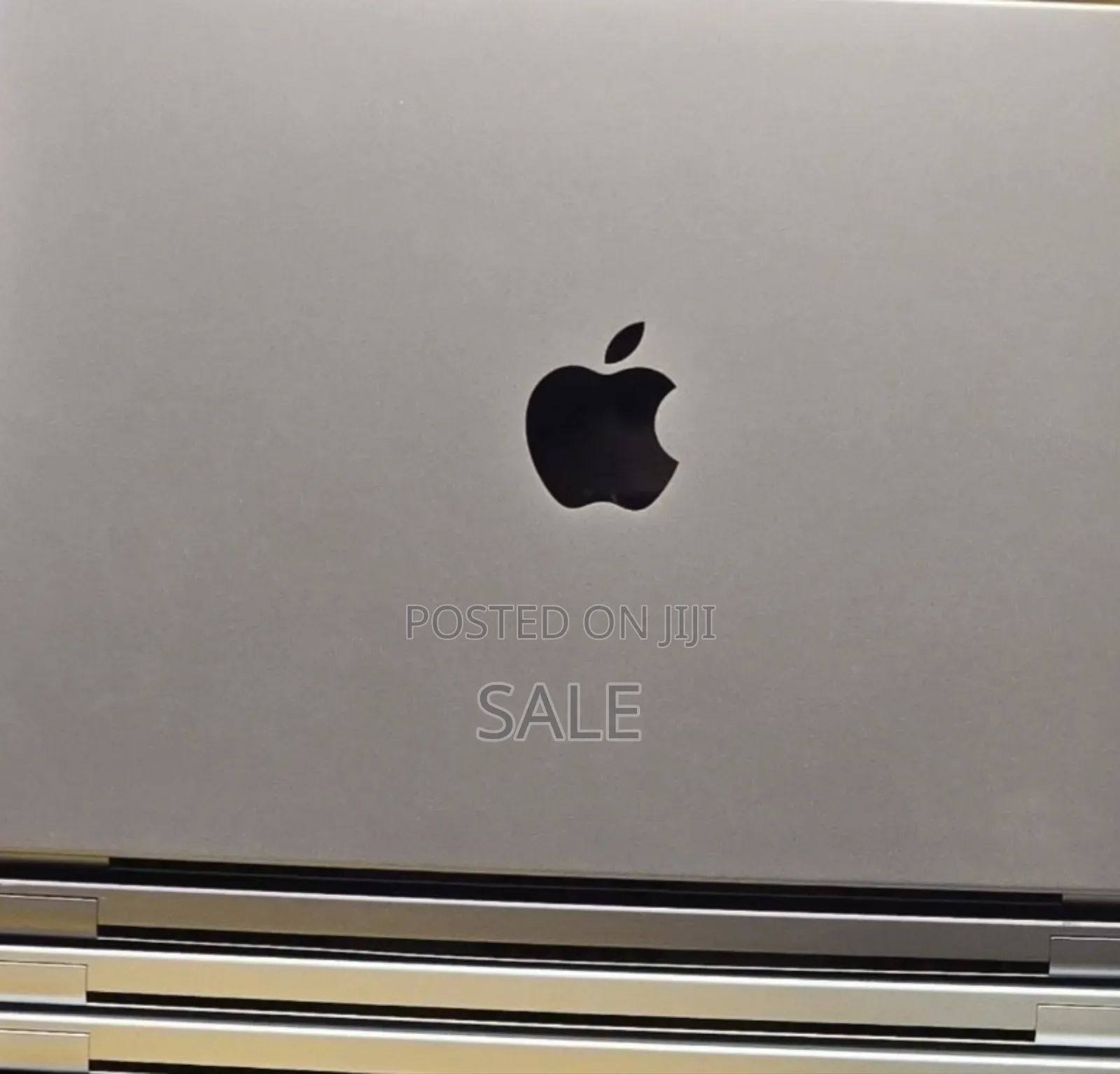 New Laptop Apple MacBook Pro 2021 M1 16GB Apple M1 Pro SSD 512GB