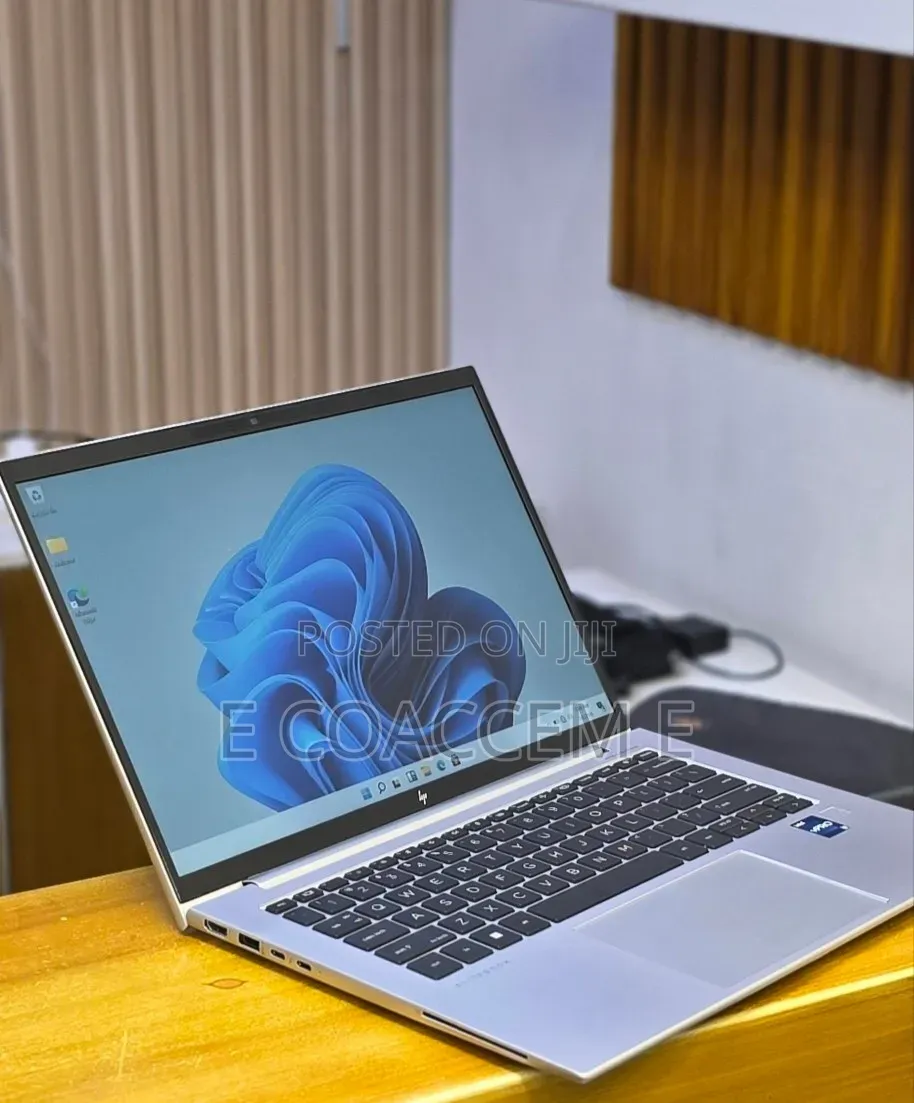 New Laptop HP 16GB Intel Core i7 SSD 512GB