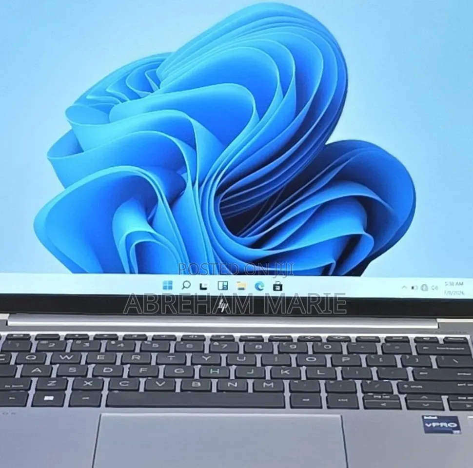 New Laptop HP EliteBook 840 10 16GB Intel Core i7 SSD 512GB