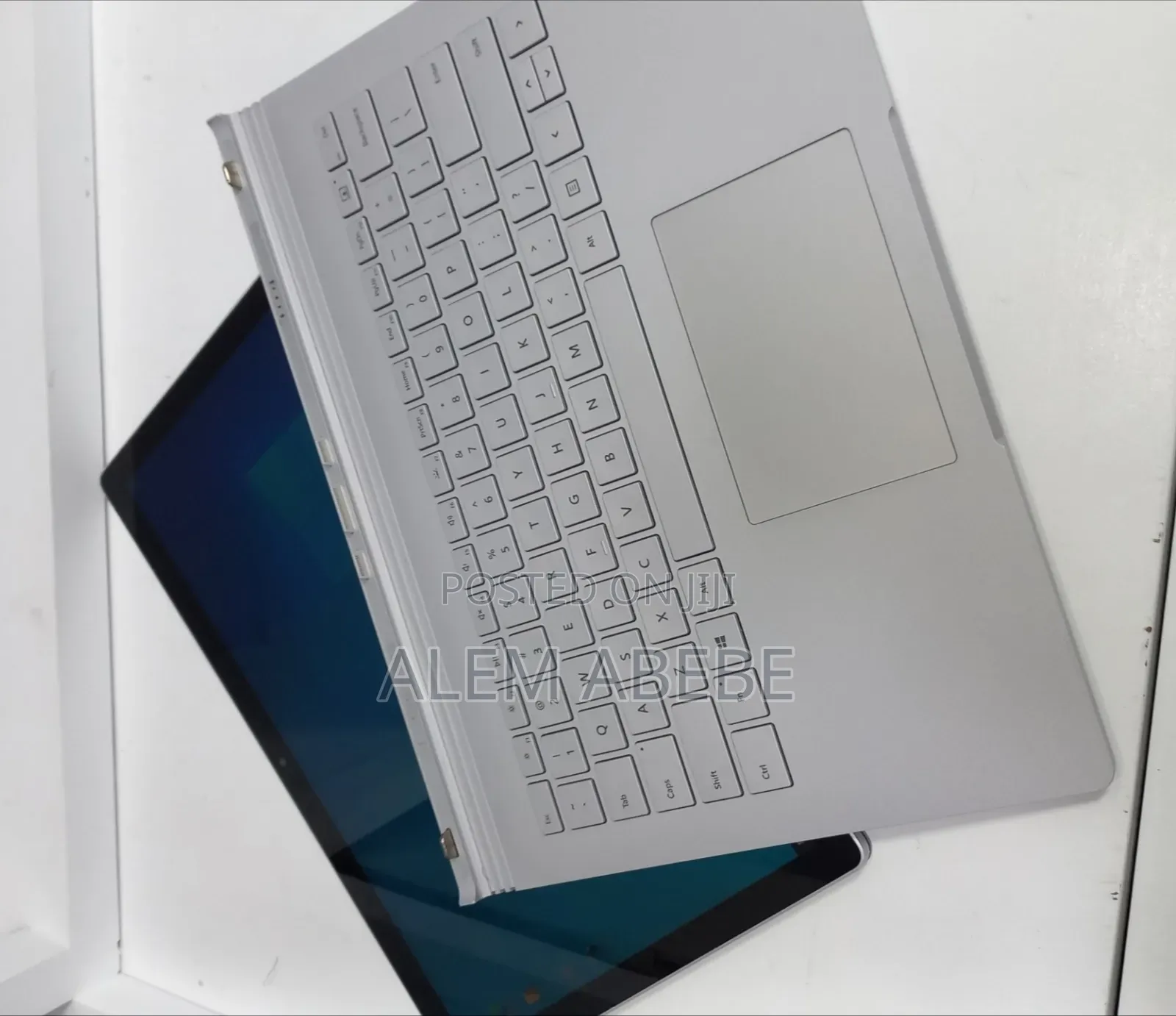 New Laptop Microsoft Surface Book 2 16GB Intel Core i7 SSD 512GB