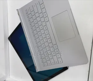 New Laptop Microsoft Surface Book 2 16GB Intel Core i7 SSD 512GB