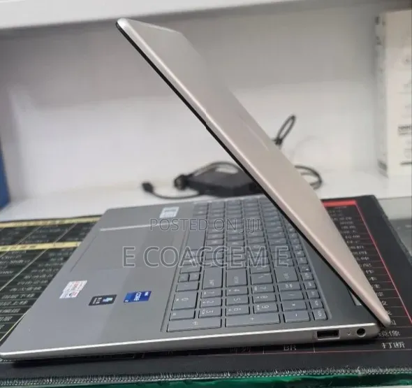 New Laptop HP 16GB Intel Core i7 SSD 1T