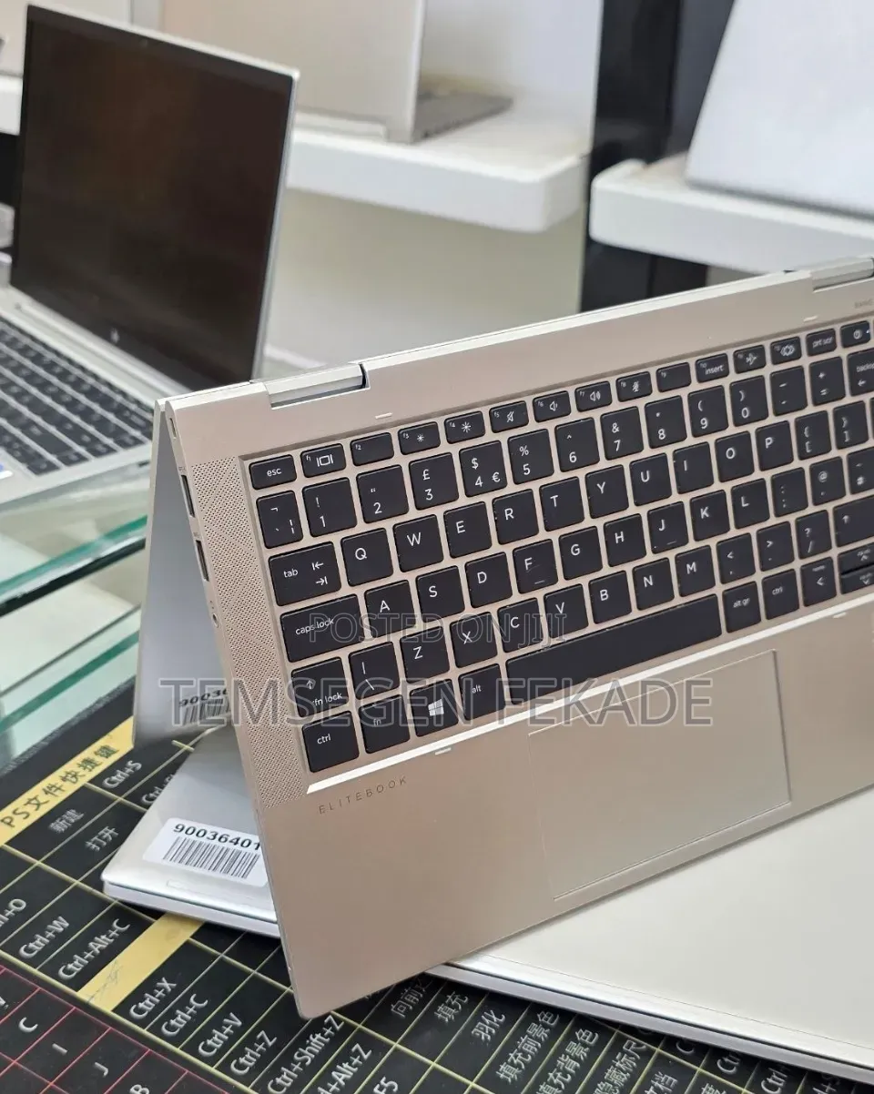 New Laptop HP EliteBook 830 G8 16GB Intel Core i5 SSD 512GB