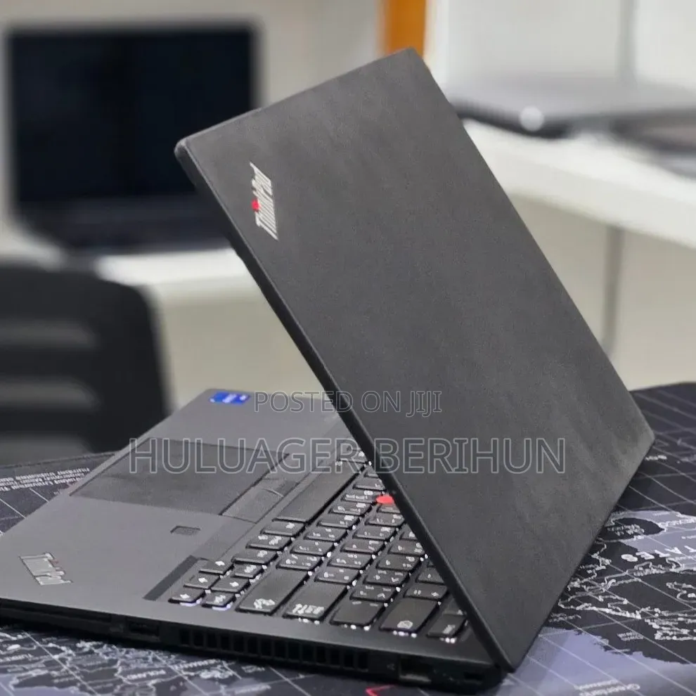 New Laptop Lenovo ThinkPad T14 16GB Intel Core i7 SSD 512GB