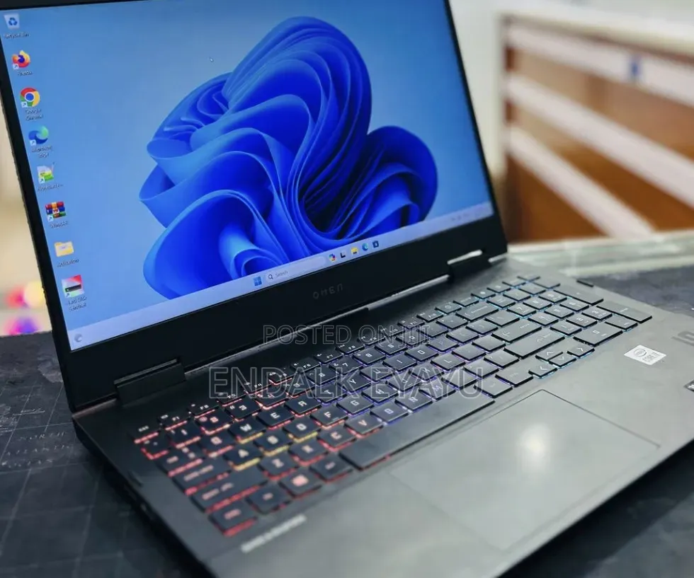 New Laptop HP Omen 15 16GB Intel Core i7 SSD 512GB