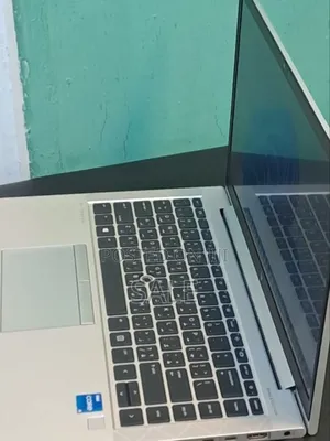 New Laptop HP EliteBook 840 G8 16GB Intel Core i7 SSD 512GB