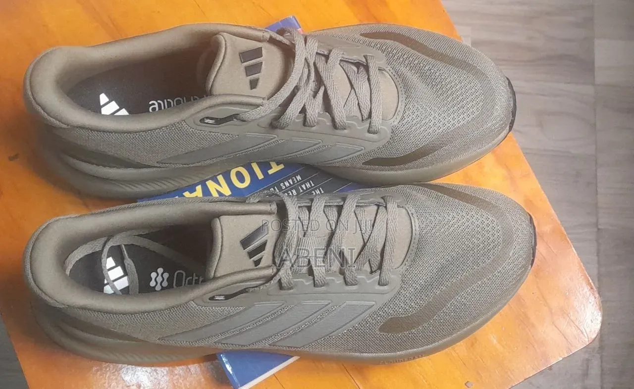 Adidas Cloudfoam Running/Lifestyle Shoes With OrthoLite Insole.