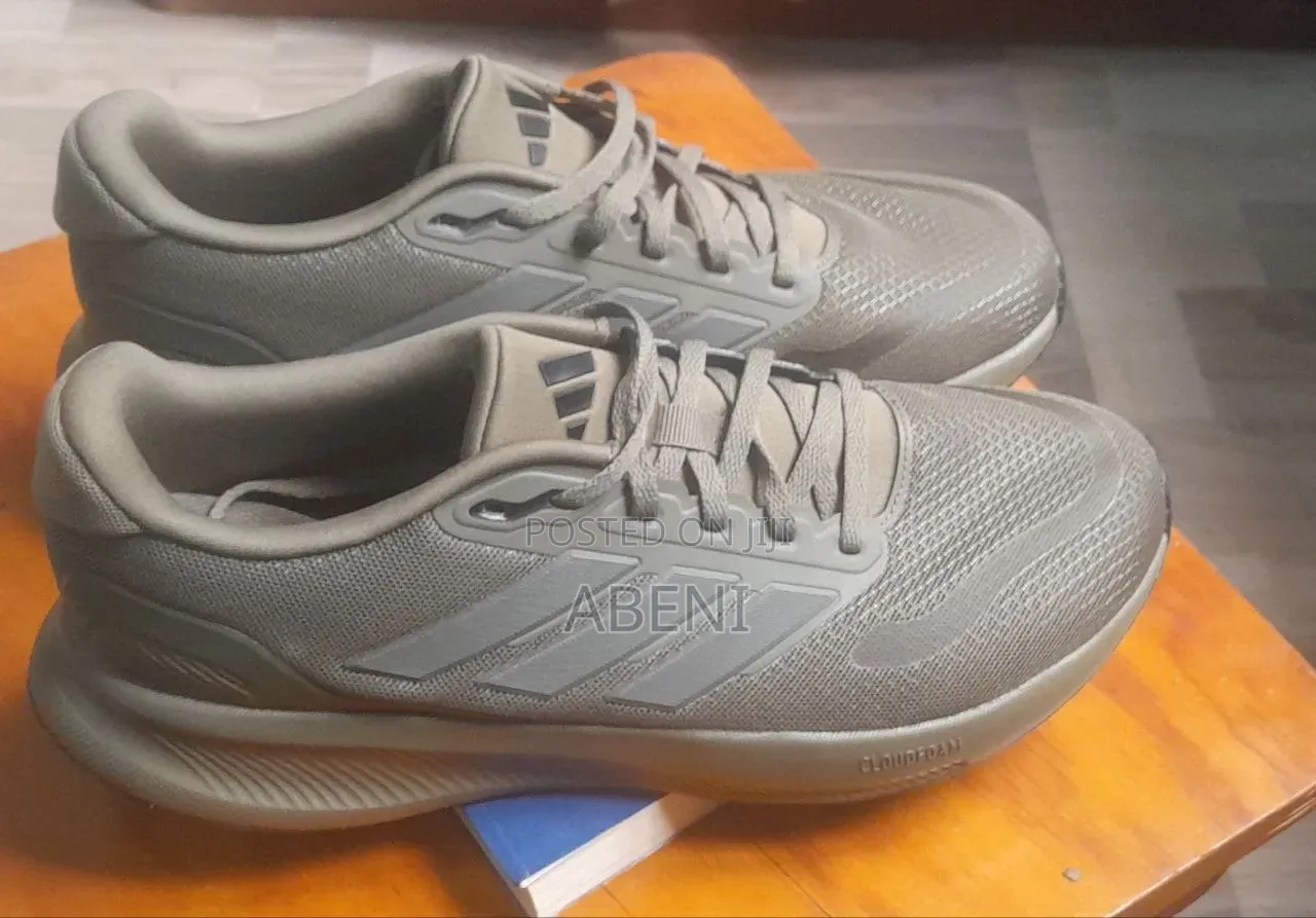 Adidas Cloudfoam Running/Lifestyle Shoes With OrthoLite Insole.
