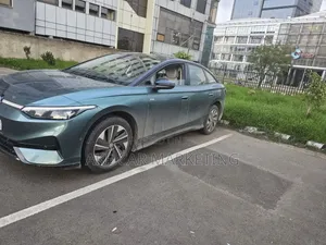 Volkswagen ID.7 2025 Green