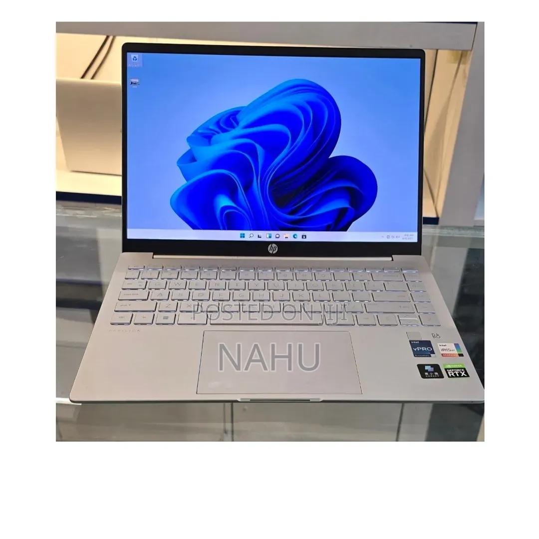 New Laptop HP Pavilion 14 16GB Intel Core i7 SSD 512GB
