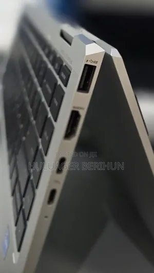 New Laptop HP EliteBook 1040 G8 16GB Intel Core i7 SSD 512GB