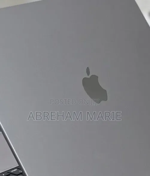 New Laptop Apple MacBook Pro 2022 M2 16GB Intel Core M2 SSD 512GB