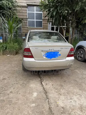 Toyota Corolla 2003 Gold
