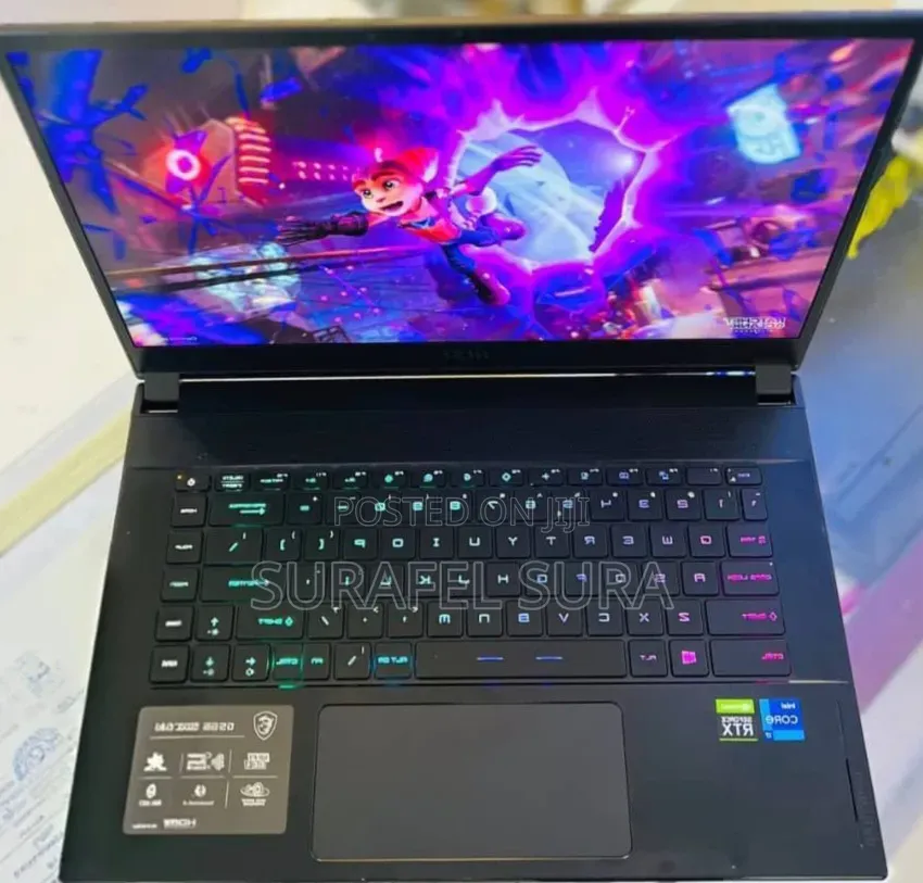 New Laptop MSI Creator 17 B11UG-415 16GB Intel Core i7 SSD 512GB