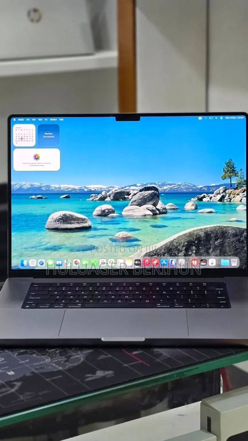 New Laptop Apple MacBook Pro 2022 M2 16GB Apple M2 SSD 512GB