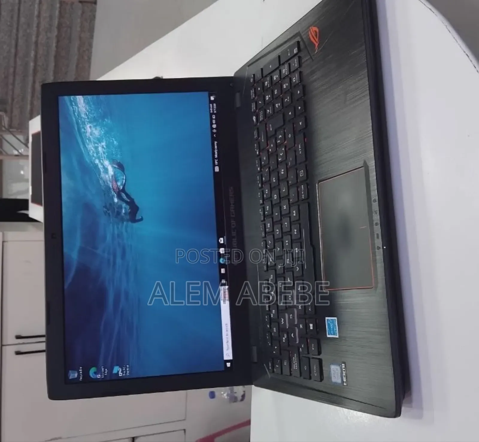 New Laptop Asus 8GB Intel Core i5 SSD 256GB