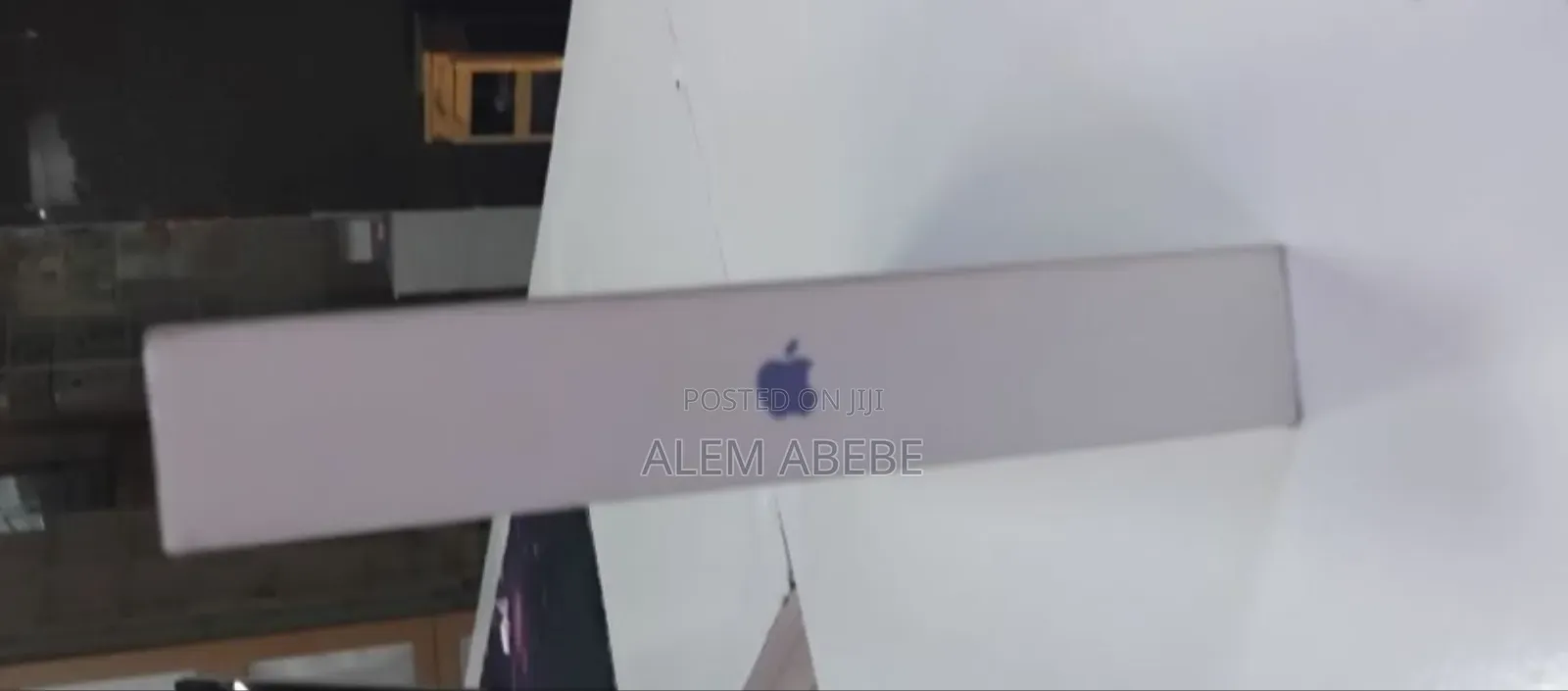 New Apple iPad (2025) 128 GB