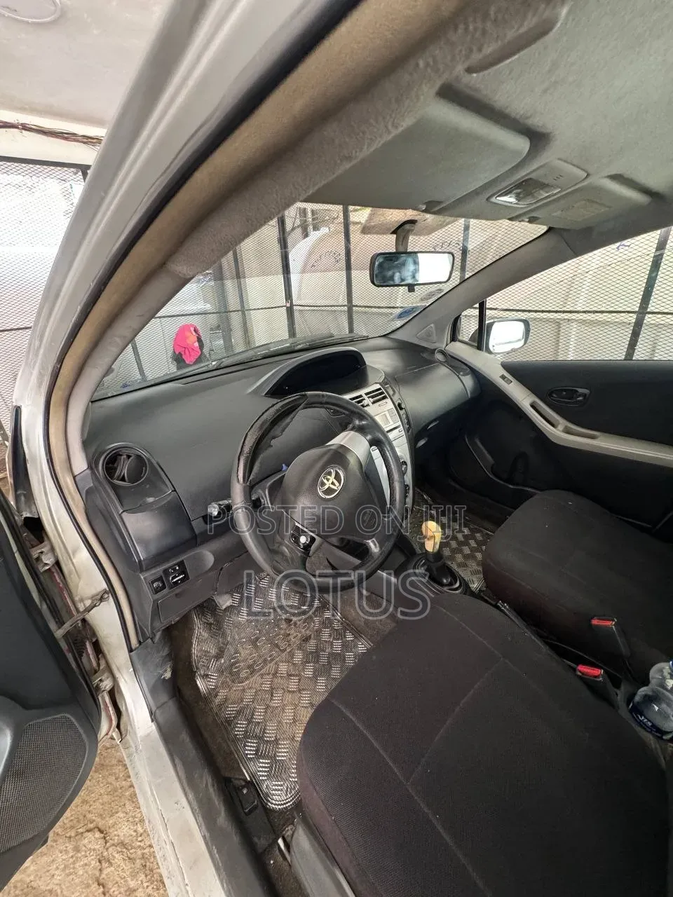 Toyota Yaris 2006 Gray