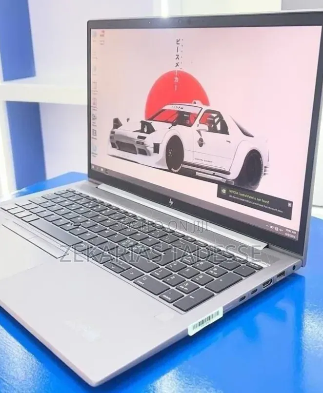 New Laptop HP ZBook Firefly G8 16GB Intel Core i7 SSD 512GB